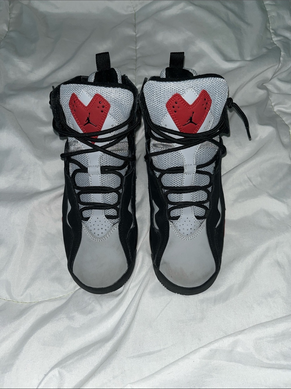 Jordan True Flight Black Varsity Red Wolf Grey
